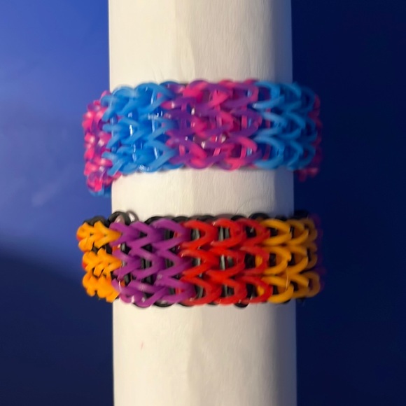 Friendship bracelets - Picture 1 of 1